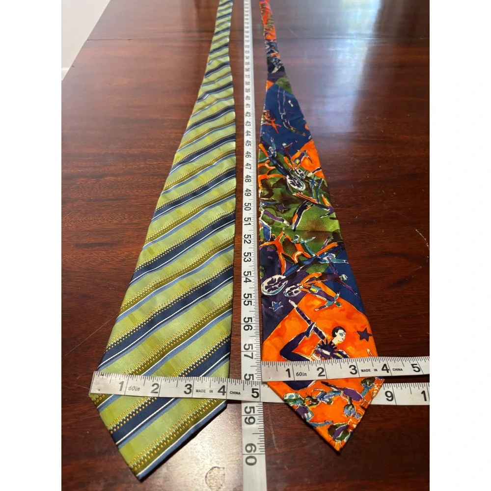 Mens Silk Ties Cirque du Soleil & Steve Harvey OS Lot of 2 Green Multicolor